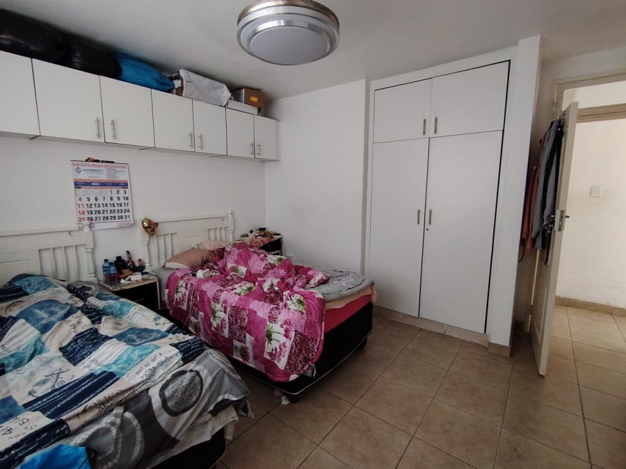 2 Bedroom Property for Sale in Durban Central KwaZulu-Natal