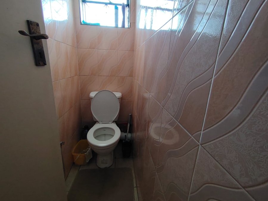 2 Bedroom Property for Sale in Durban Central KwaZulu-Natal