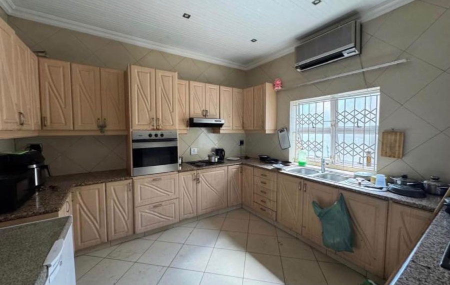 10 Bedroom Property for Sale in Berea KwaZulu-Natal