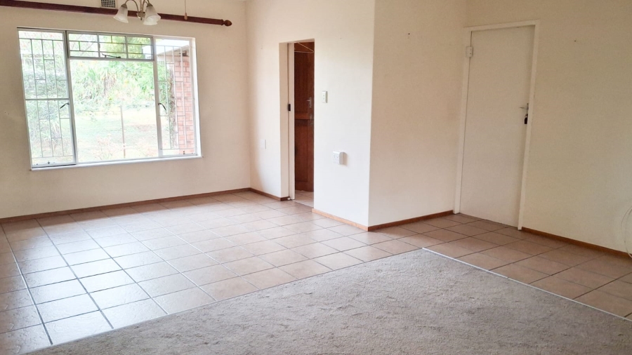 2 Bedroom Property for Sale in Amberglen KwaZulu-Natal
