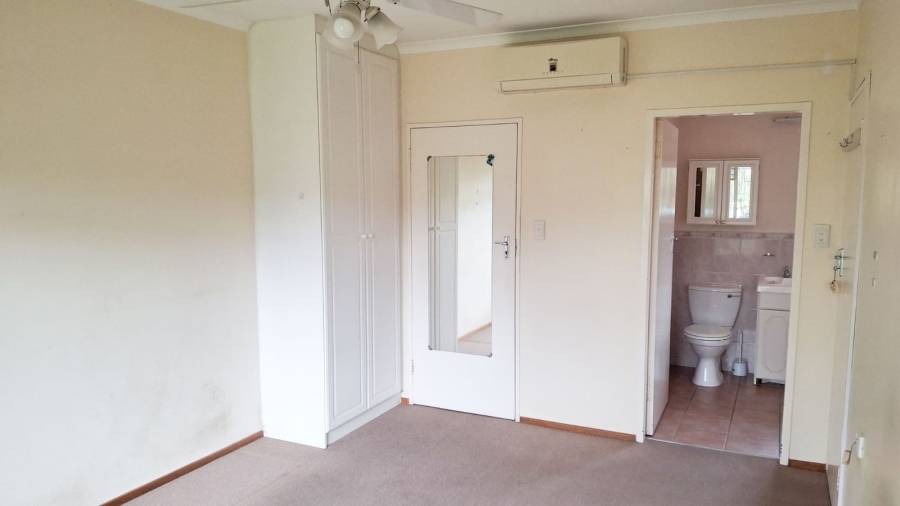 2 Bedroom Property for Sale in Amberglen KwaZulu-Natal