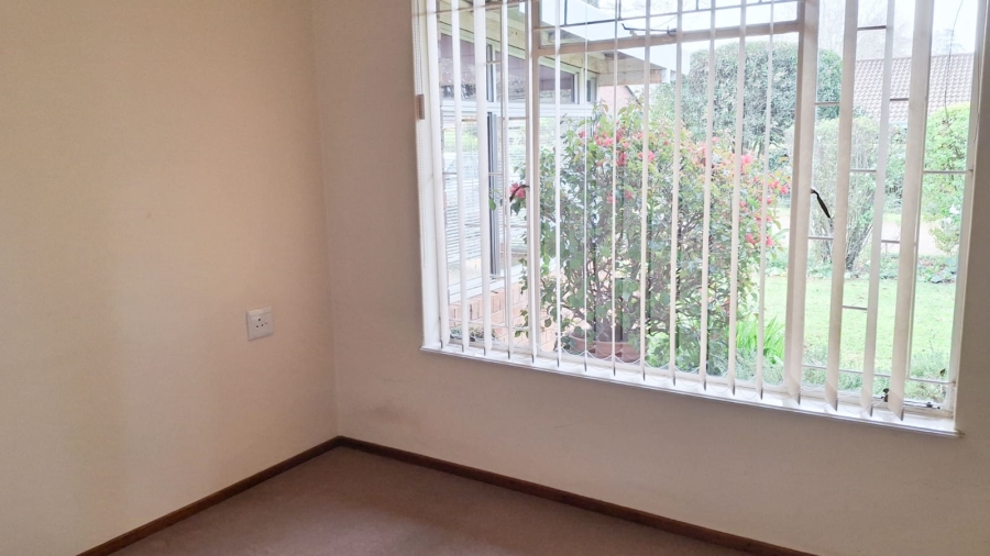 2 Bedroom Property for Sale in Amberglen KwaZulu-Natal