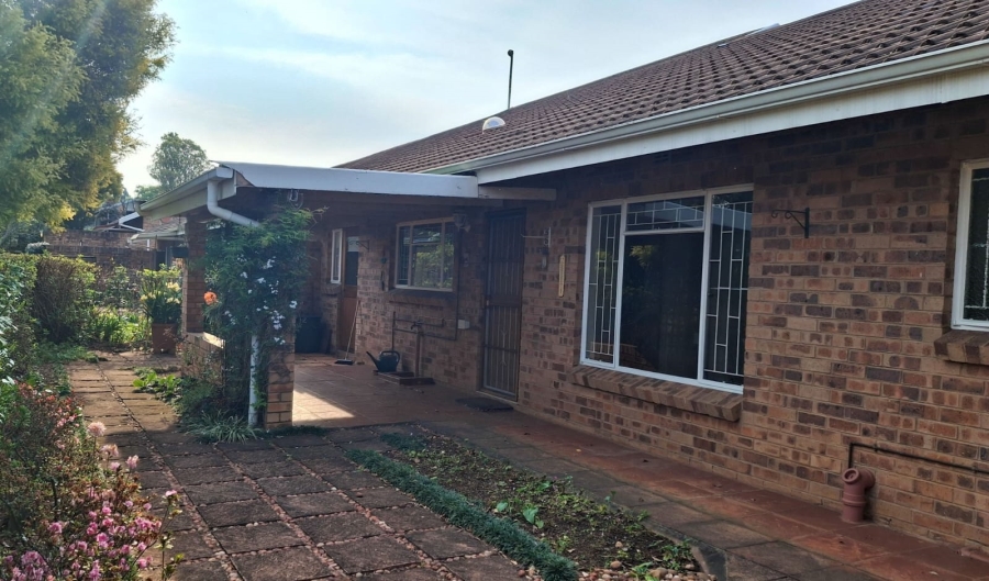2 Bedroom Property for Sale in Amberglen KwaZulu-Natal