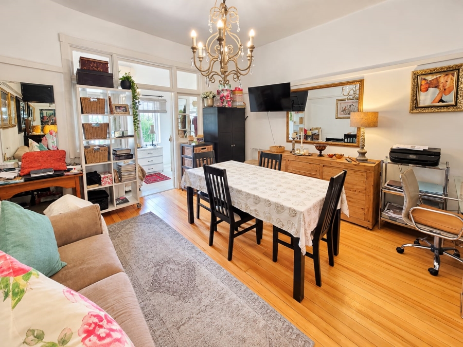 1 Bedroom Property for Sale in Essenwood KwaZulu-Natal