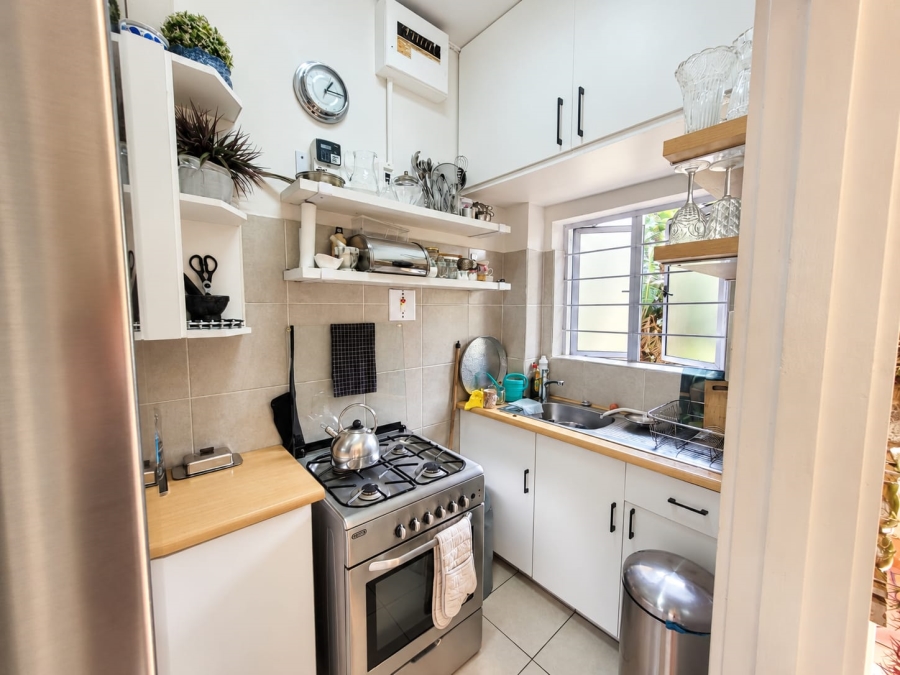 1 Bedroom Property for Sale in Essenwood KwaZulu-Natal