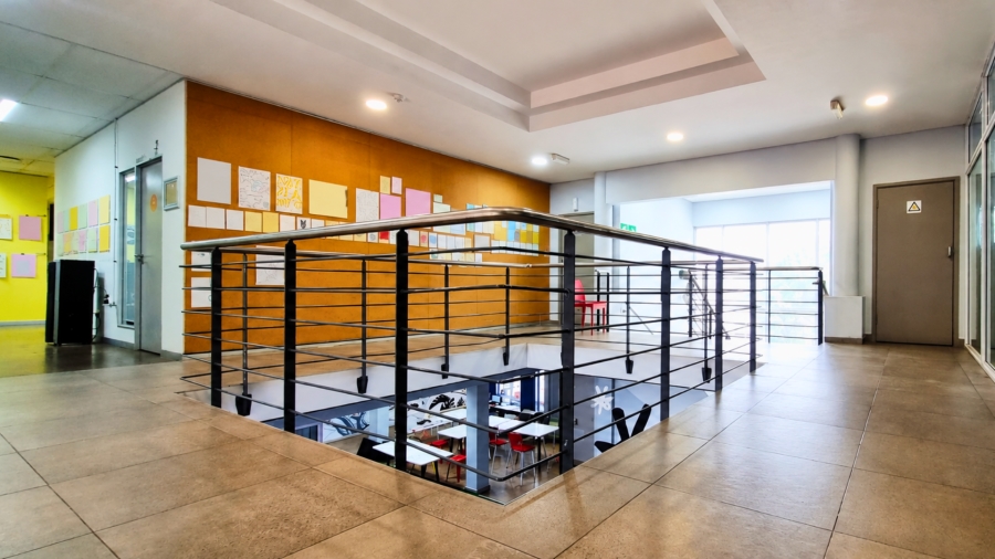 To Let Commercial Property for Rent in La Lucia KwaZulu-Natal