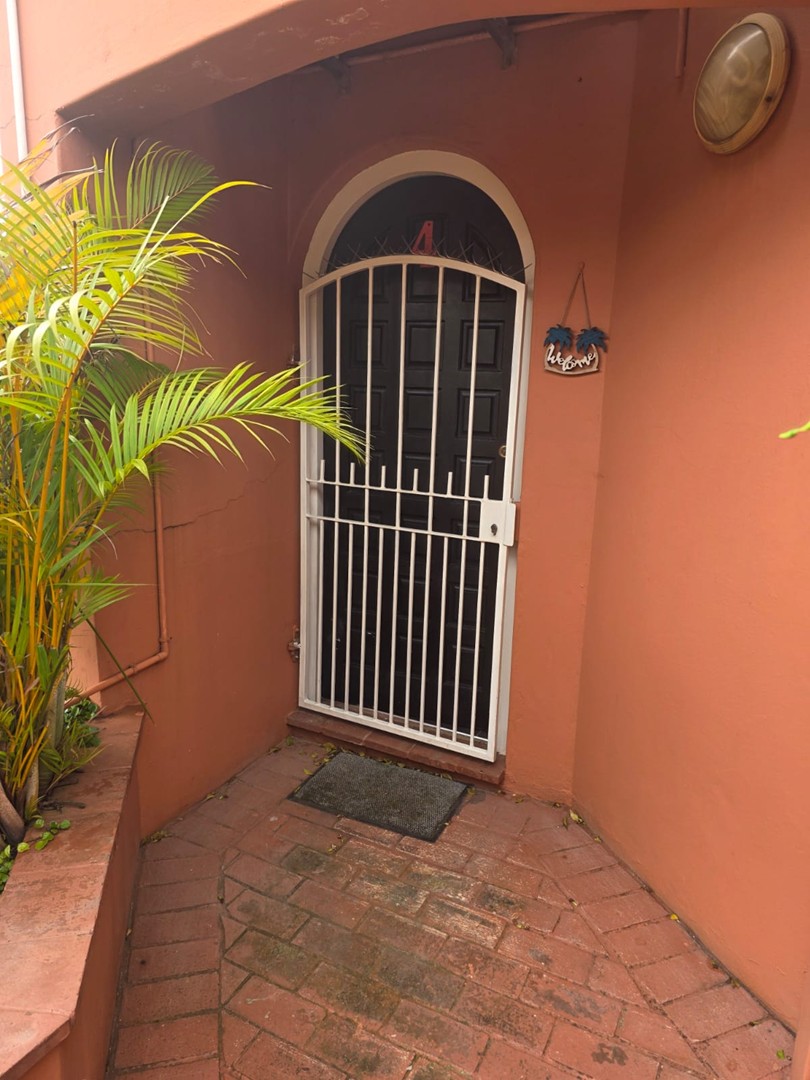 To Let 2 Bedroom Property for Rent in Berea KwaZulu-Natal