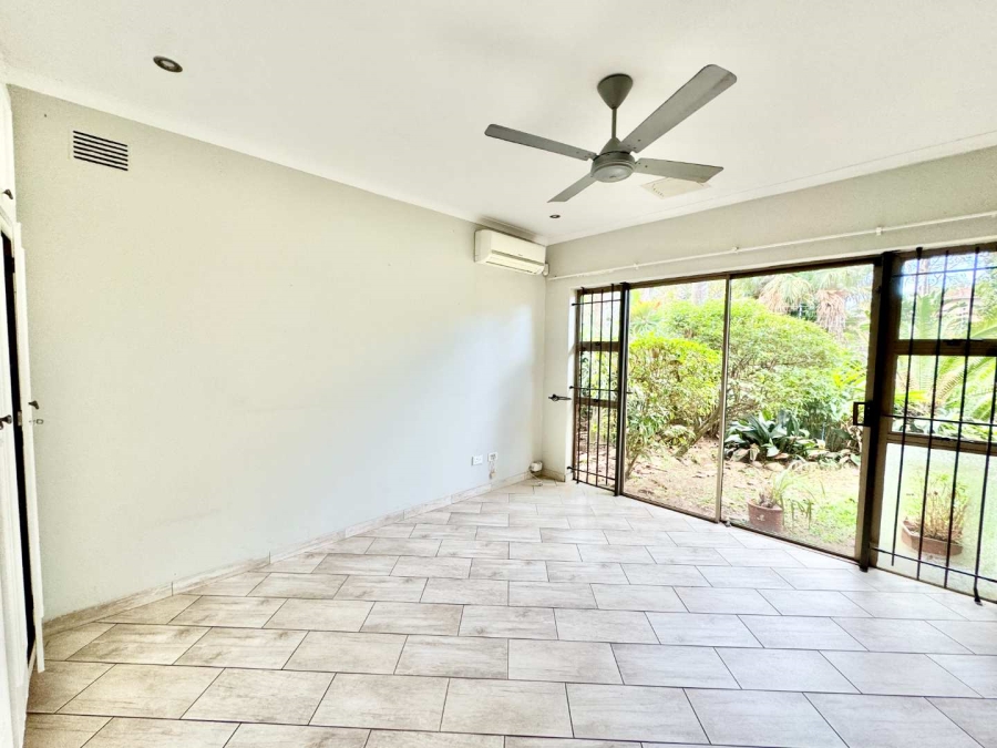 To Let 4 Bedroom Property for Rent in Durban North KwaZulu-Natal