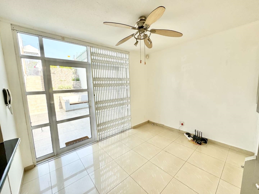 To Let 3 Bedroom Property for Rent in La Lucia KwaZulu-Natal