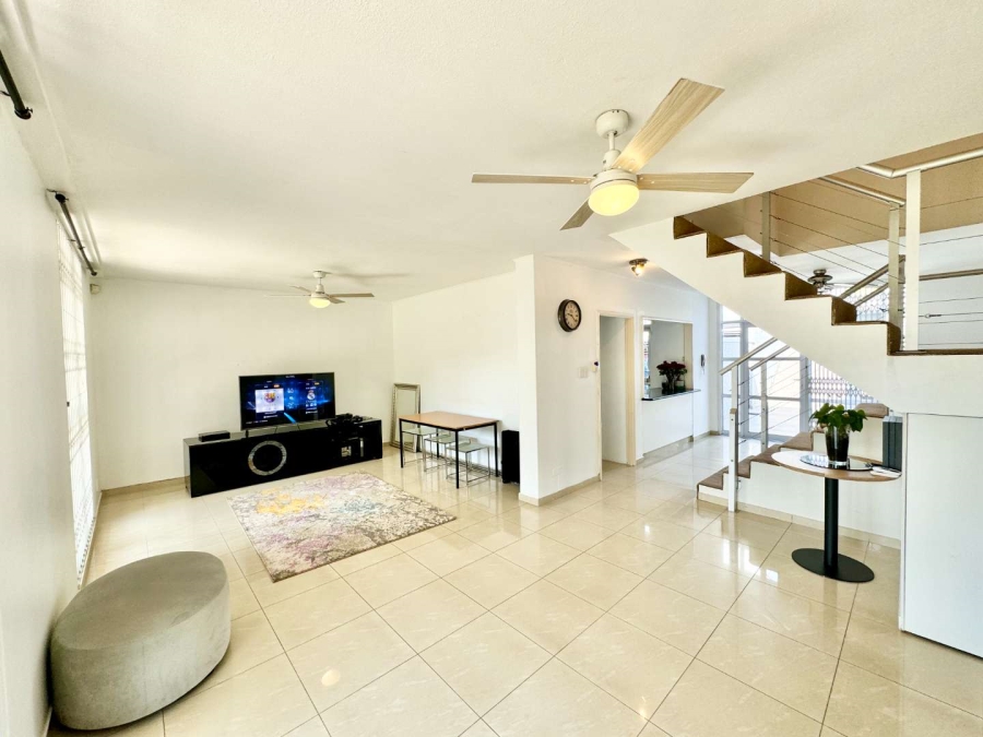 To Let 3 Bedroom Property for Rent in La Lucia KwaZulu-Natal