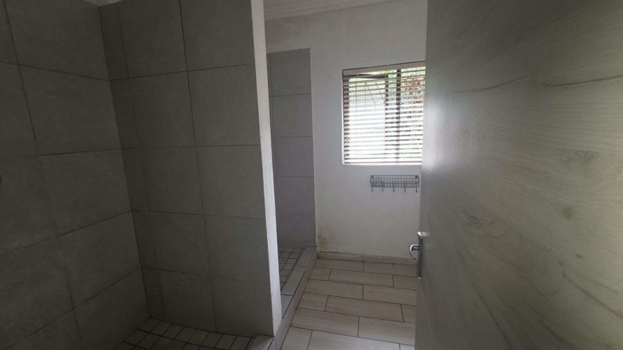 5 Bedroom Property for Sale in Mariannhill Park KwaZulu-Natal
