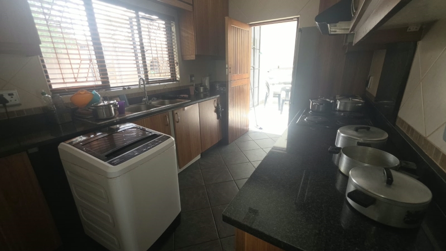 5 Bedroom Property for Sale in Mariannhill Park KwaZulu-Natal