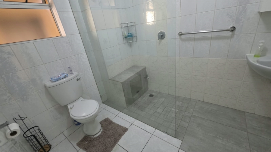 2 Bedroom Property for Sale in North Beach KwaZulu-Natal