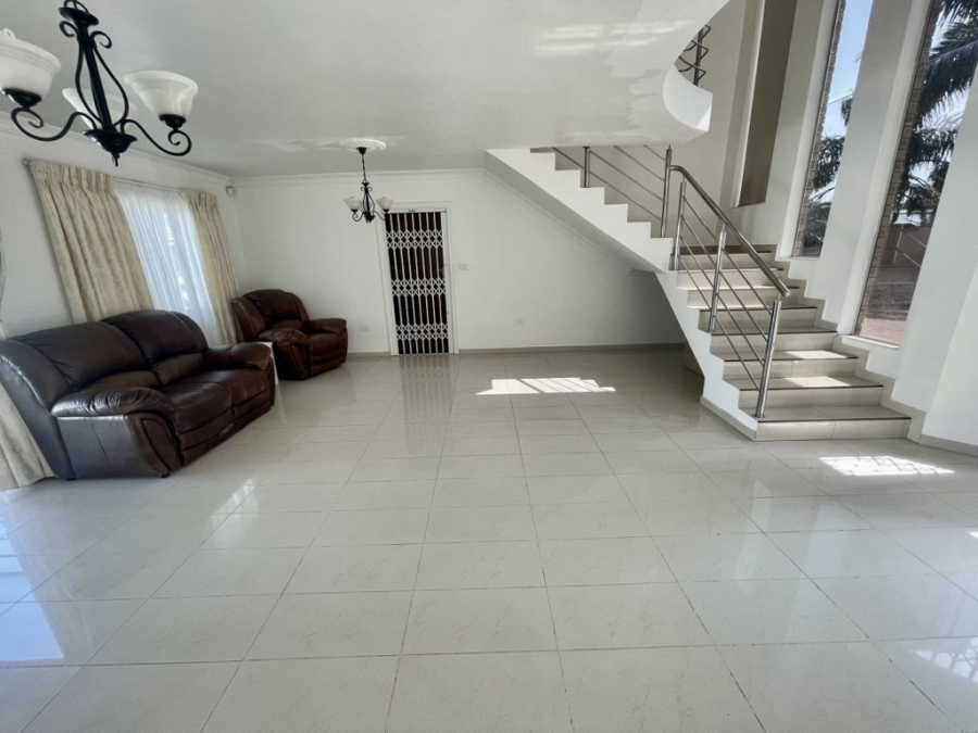 To Let 5 Bedroom Property for Rent in Herrwood Park KwaZulu-Natal