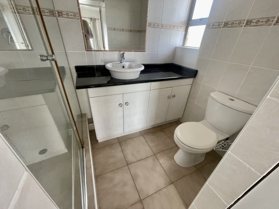 To Let 5 Bedroom Property for Rent in Herrwood Park KwaZulu-Natal