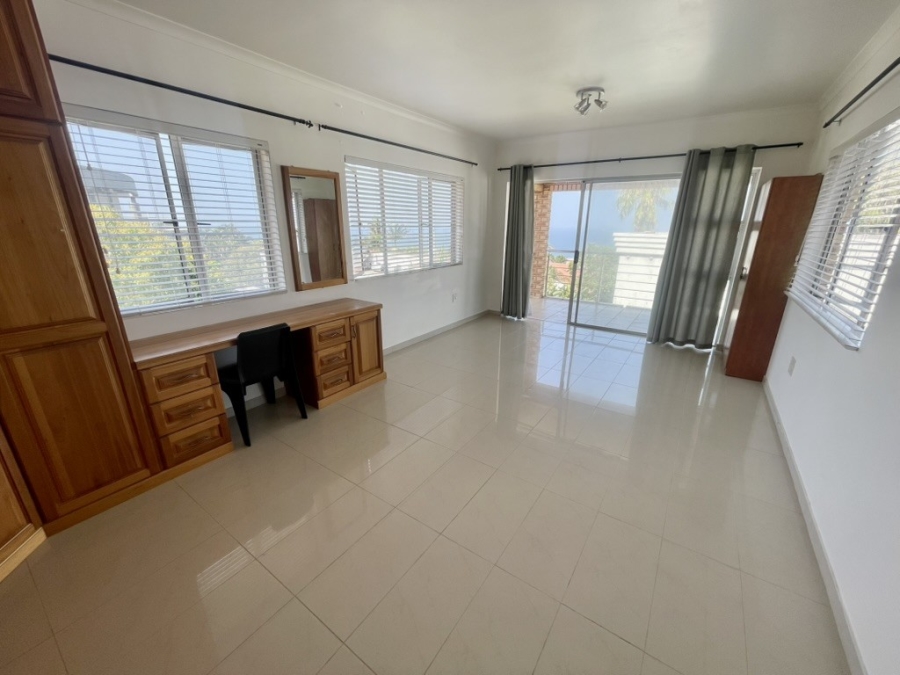 To Let 5 Bedroom Property for Rent in Herrwood Park KwaZulu-Natal