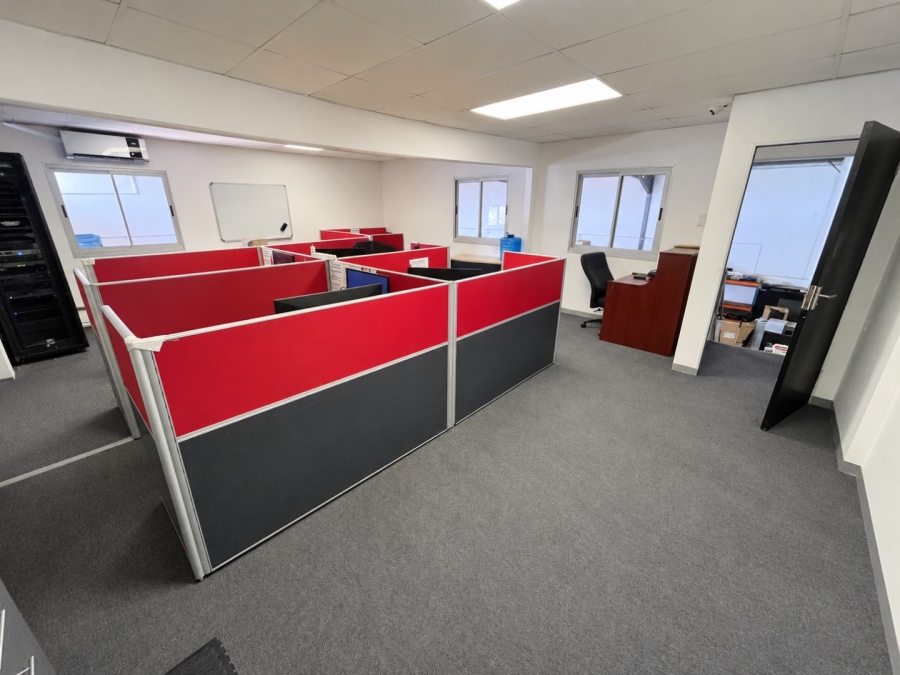 To Let Commercial Property for Rent in Mount Edgecombe KwaZulu-Natal