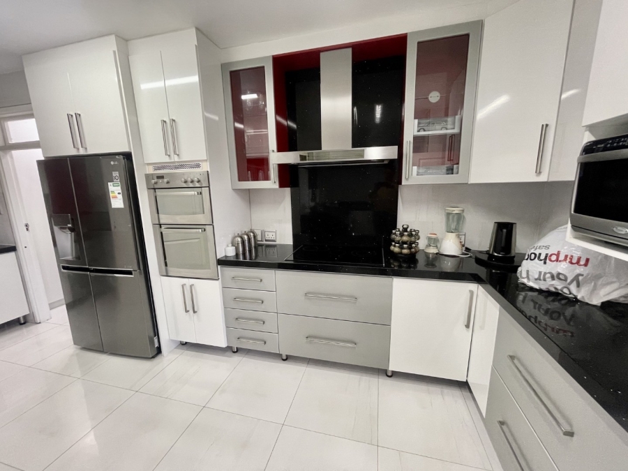 3 Bedroom Property for Sale in La Lucia KwaZulu-Natal