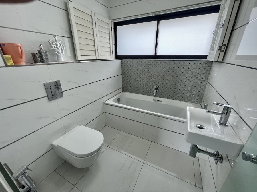 3 Bedroom Property for Sale in La Lucia KwaZulu-Natal