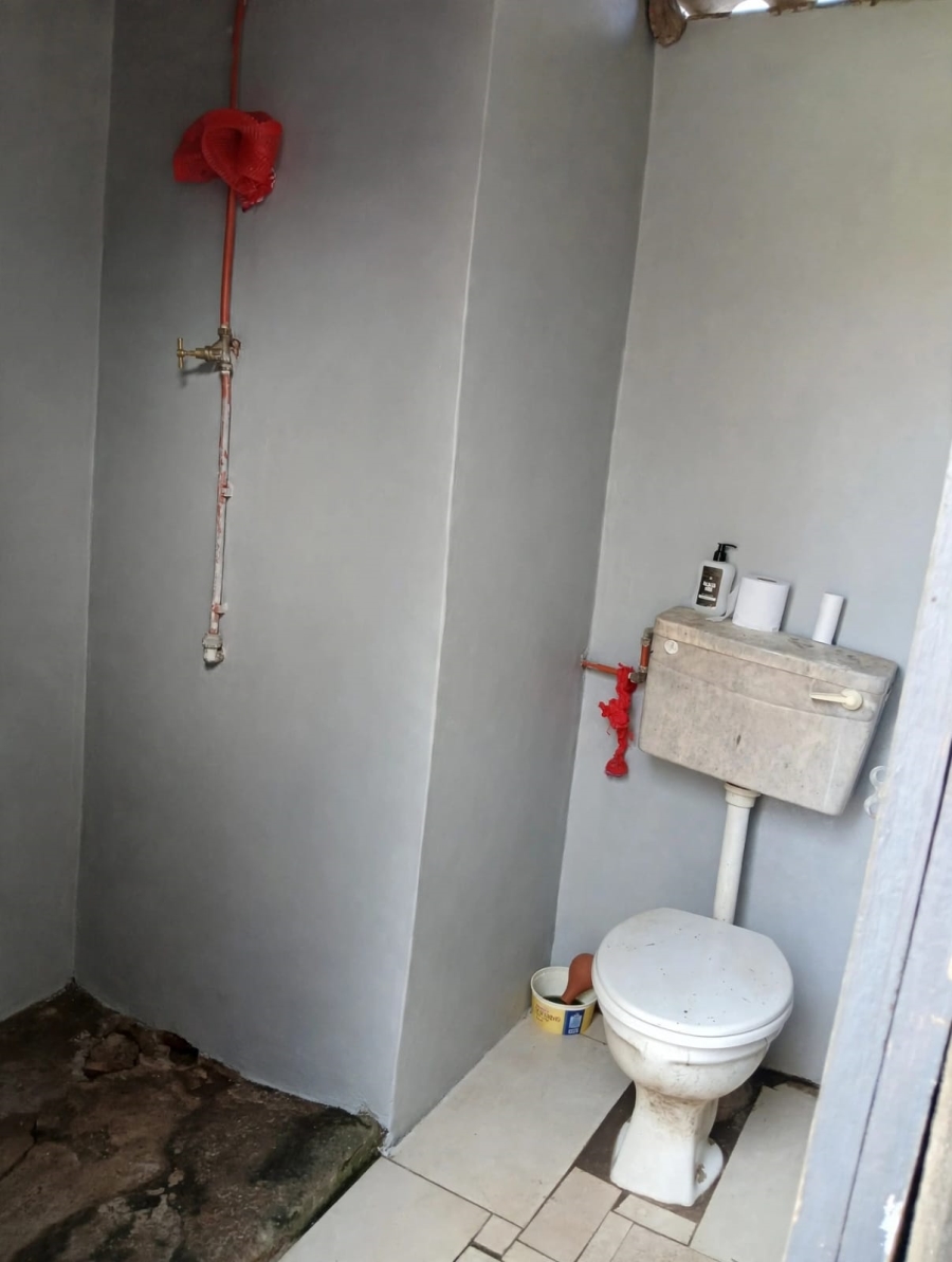 2 Bedroom Property for Sale in Kwamashu KwaZulu-Natal
