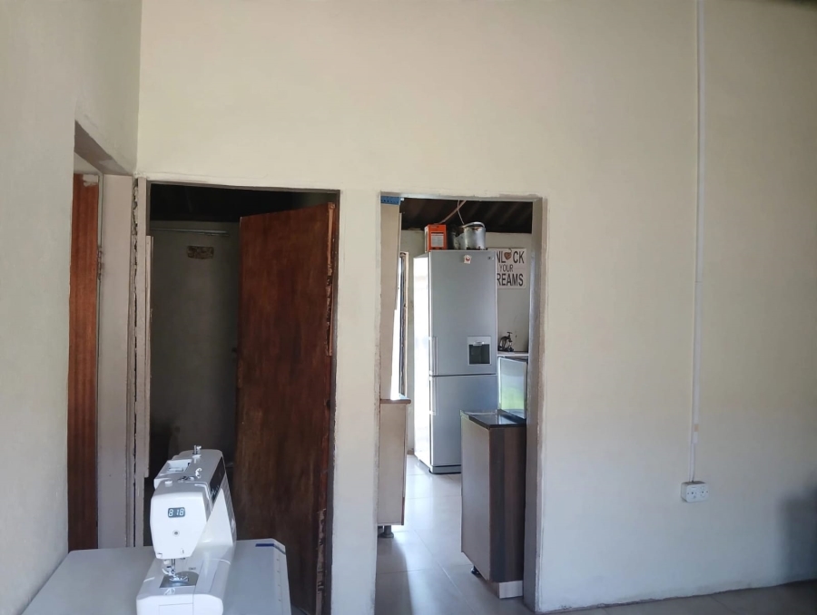 2 Bedroom Property for Sale in Kwamashu KwaZulu-Natal