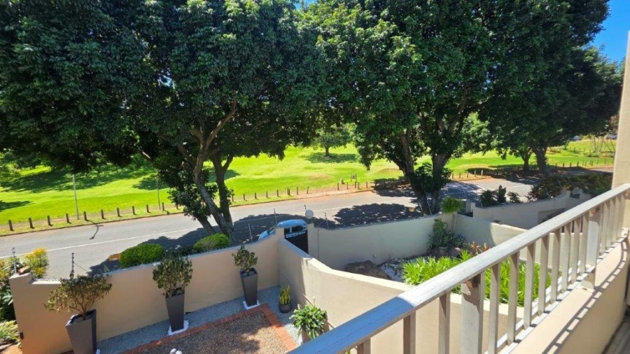 3 Bedroom Property for Sale in Sunningdale KwaZulu-Natal