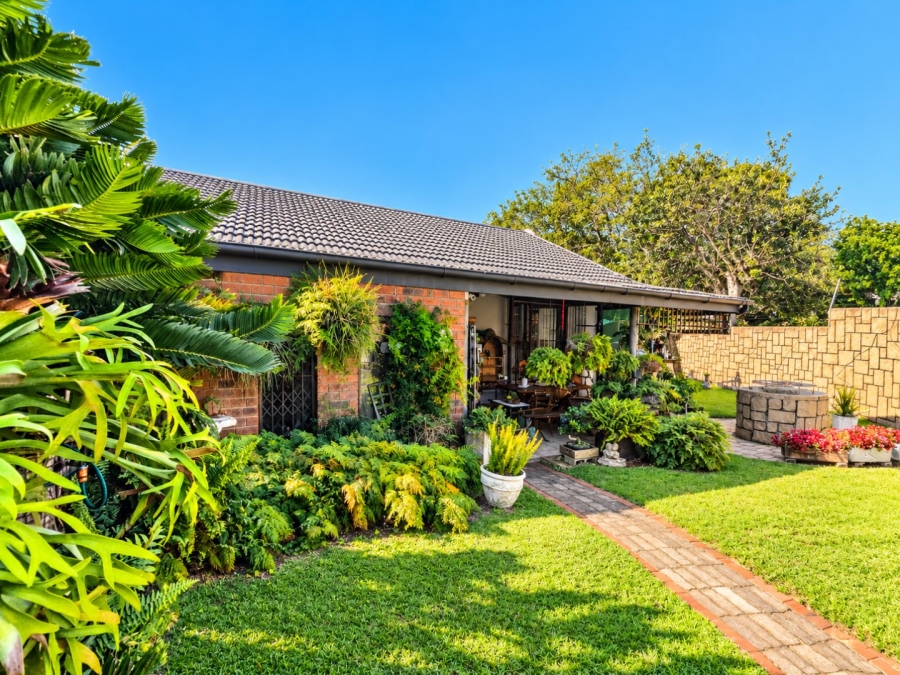 4 Bedroom Property for Sale in Meer En See KwaZulu-Natal