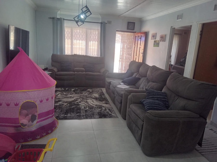 3 Bedroom Property for Sale in Shallcross KwaZulu-Natal