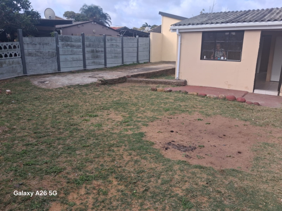 To Let 2 Bedroom Property for Rent in Austerville KwaZulu-Natal