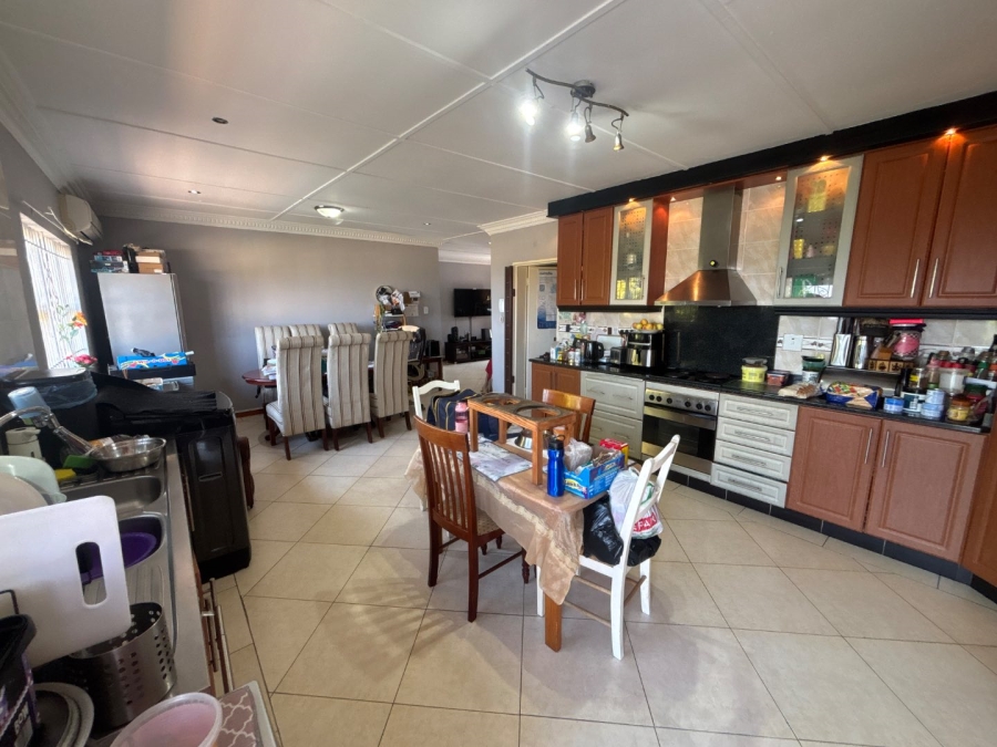 To Let 3 Bedroom Property for Rent in Malvern KwaZulu-Natal
