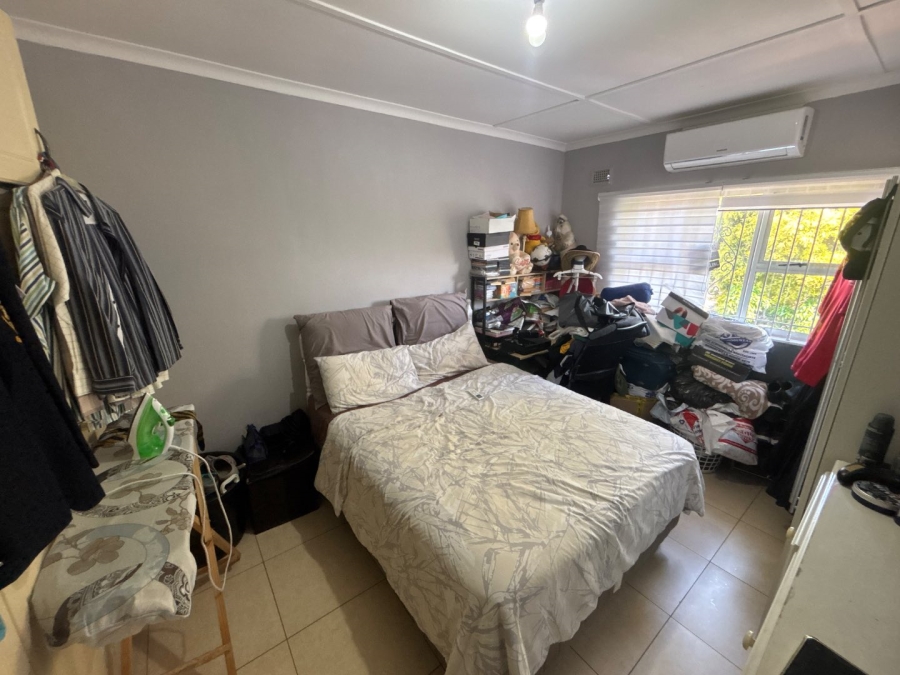 To Let 3 Bedroom Property for Rent in Malvern KwaZulu-Natal