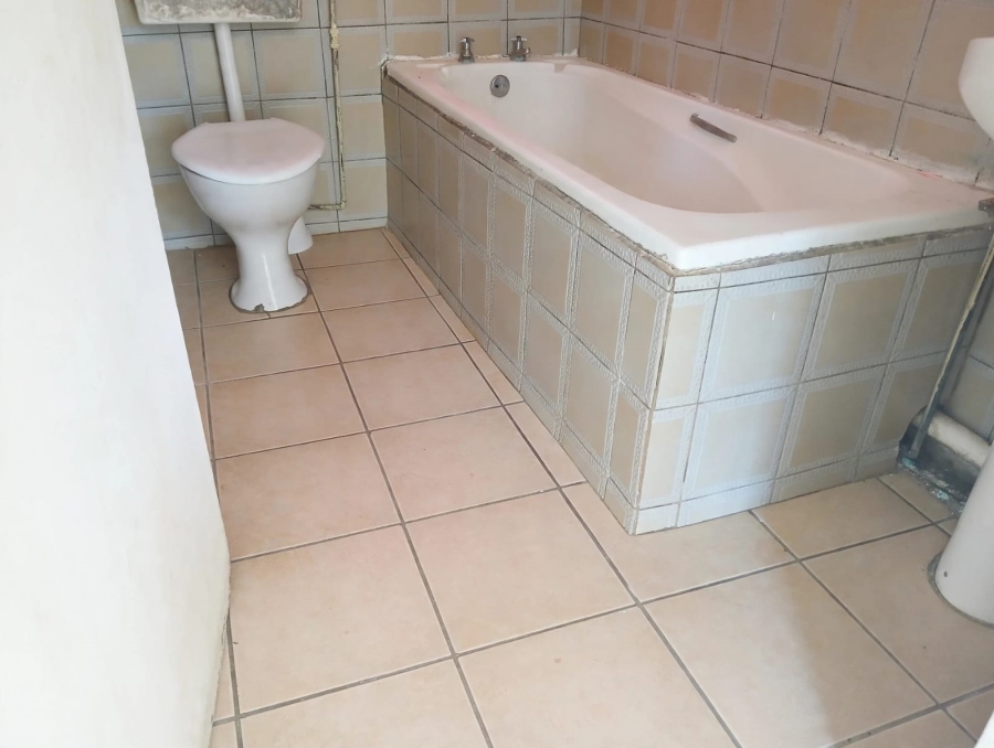 2 Bedroom Property for Sale in Berkshire Downs KwaZulu-Natal