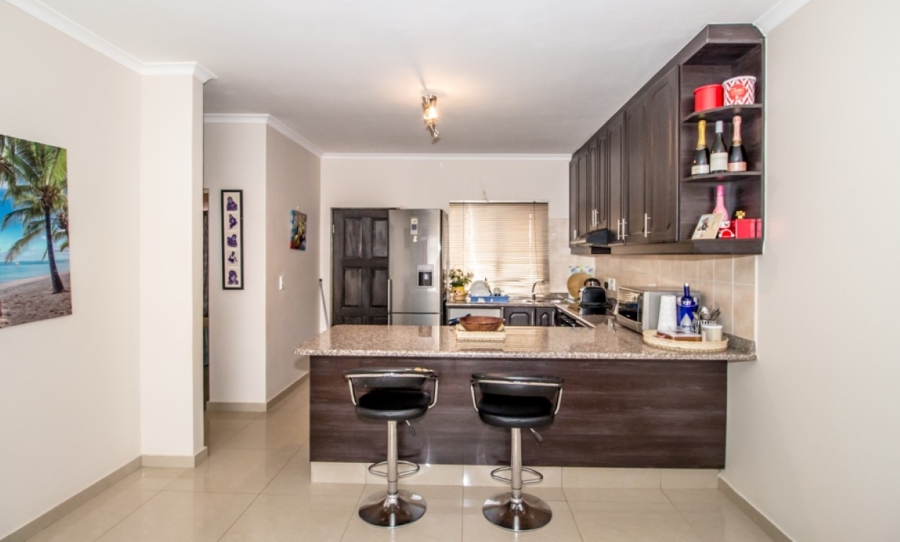 3 Bedroom Property for Sale in Amanzimtoti KwaZulu-Natal