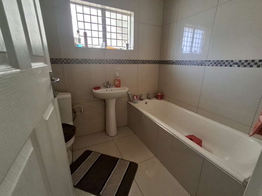 To Let 3 Bedroom Property for Rent in Berea West KwaZulu-Natal