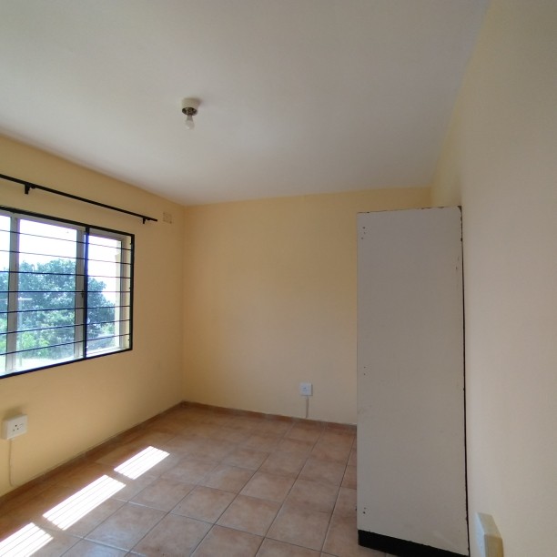To Let 4 Bedroom Property for Rent in Reservoir Hills KwaZulu-Natal