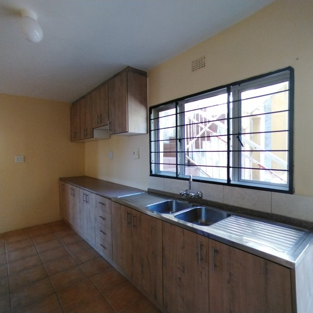 To Let 4 Bedroom Property for Rent in Reservoir Hills KwaZulu-Natal