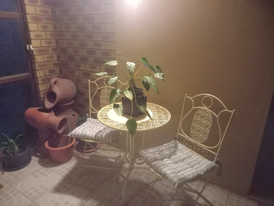 5 Bedroom Property for Sale in Havenside KwaZulu-Natal