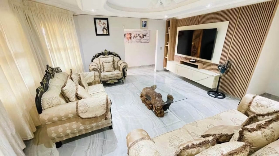 5 Bedroom Property for Sale in Cato Manor KwaZulu-Natal