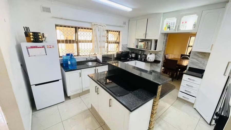 5 Bedroom Property for Sale in Cato Manor KwaZulu-Natal
