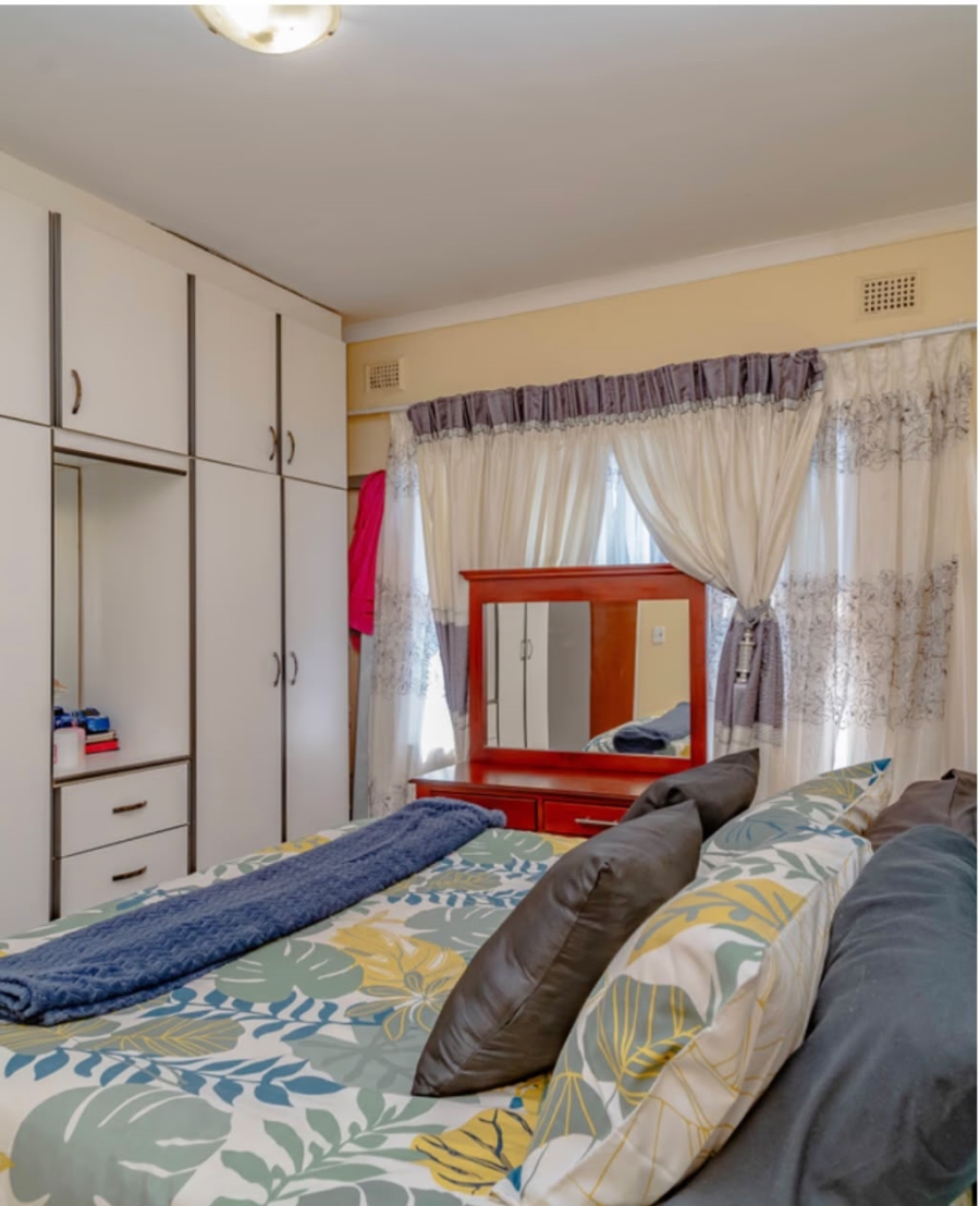 5 Bedroom Property for Sale in Cato Manor KwaZulu-Natal