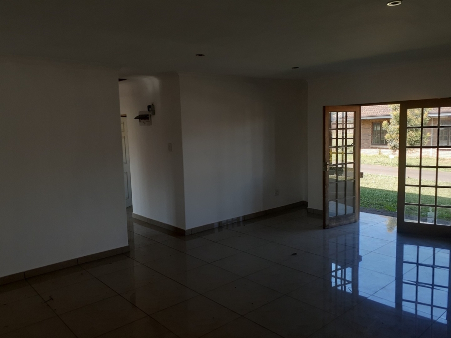 3 Bedroom Property for Sale in Hayfields KwaZulu-Natal