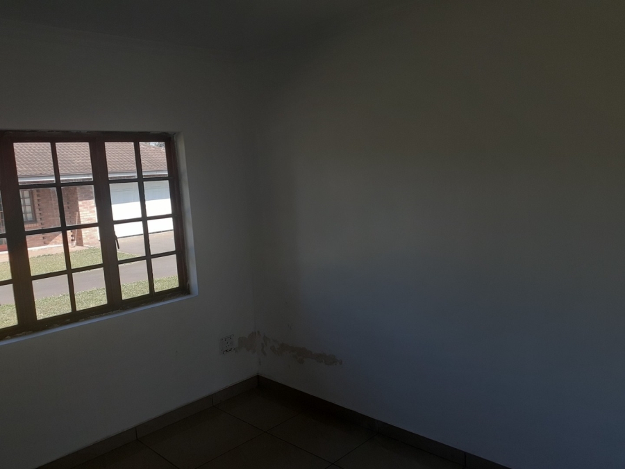 3 Bedroom Property for Sale in Hayfields KwaZulu-Natal