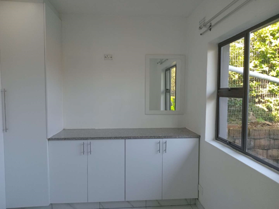 To Let 2 Bedroom Property for Rent in Chiltern Hills KwaZulu-Natal