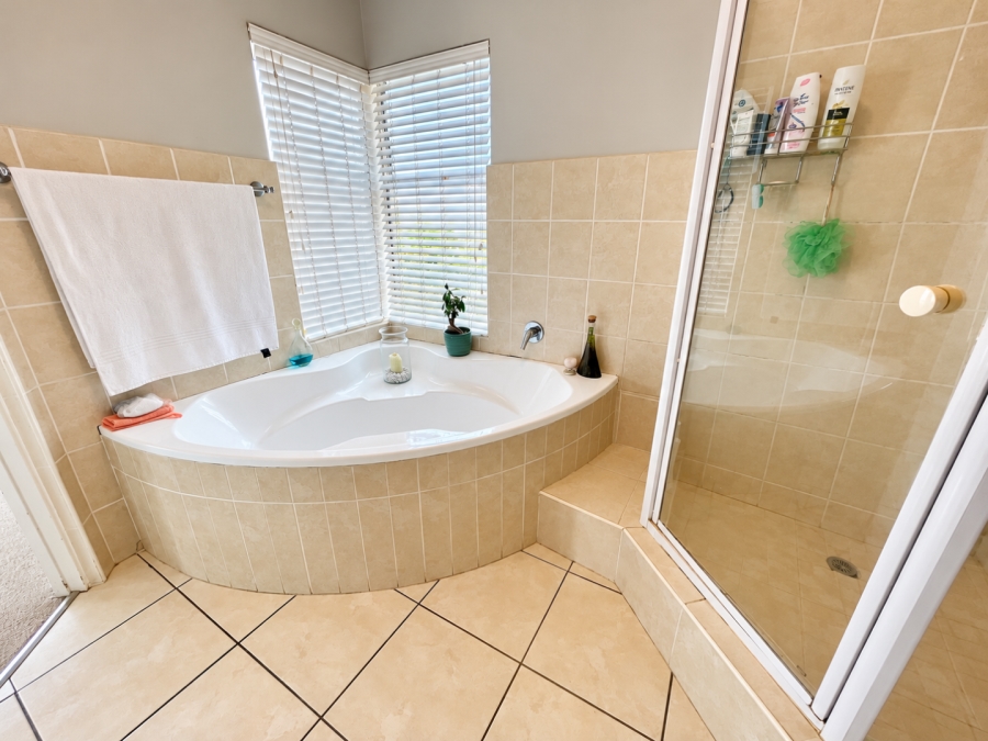 3 Bedroom Property for Sale in Umdloti Beach KwaZulu-Natal