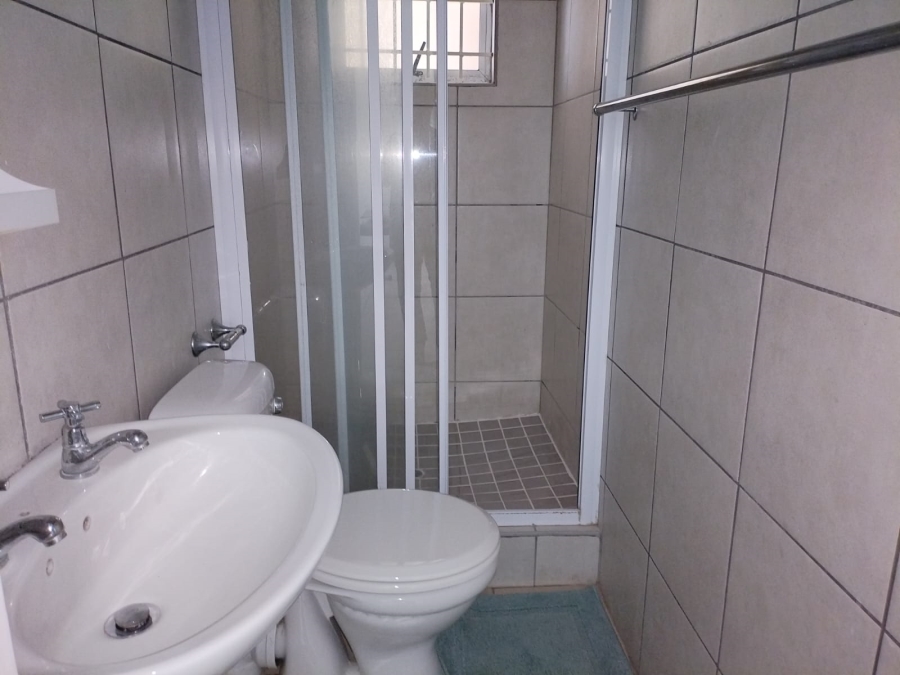 To Let 2 Bedroom Property for Rent in Glen Ashley KwaZulu-Natal