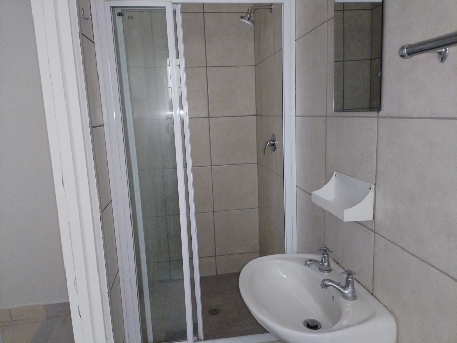 To Let 2 Bedroom Property for Rent in Glen Ashley KwaZulu-Natal