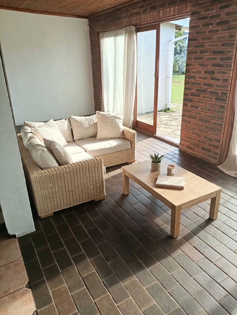 To Let 2 Bedroom Property for Rent in Glen Anil KwaZulu-Natal