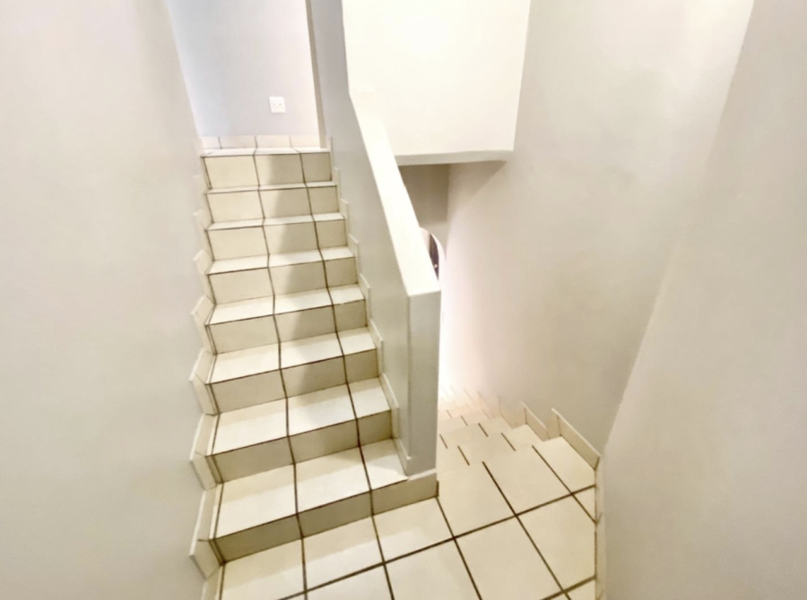 To Let 3 Bedroom Property for Rent in Umhlanga KwaZulu-Natal