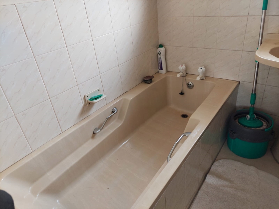 3 Bedroom Property for Sale in Bellair KwaZulu-Natal