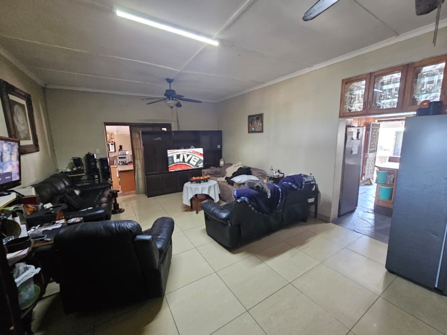 10 Bedroom Property for Sale in Bluff KwaZulu-Natal